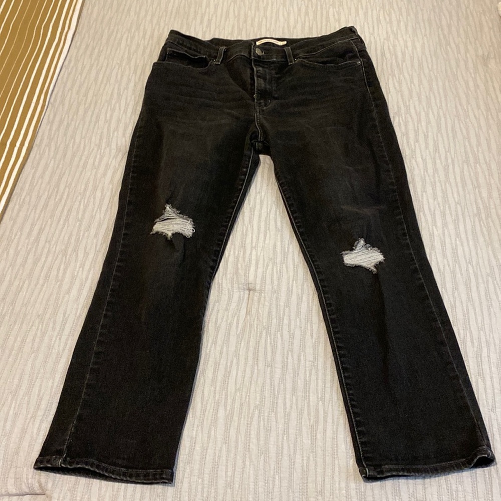 Levi’s 724 Highrise Black Denim Jeans